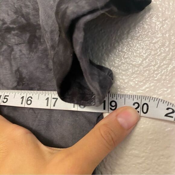 Zummiez Empyre Yohanna Skeleton hand graphic witchy Tie Dye Crop T-Shirt goth -M - Picture 6 of 8